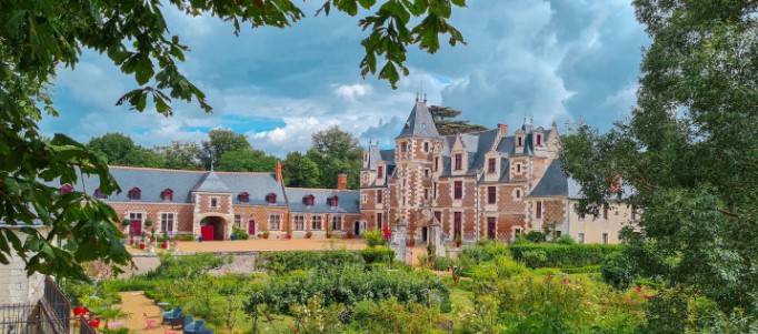 Chateau De Jallanges & Spa