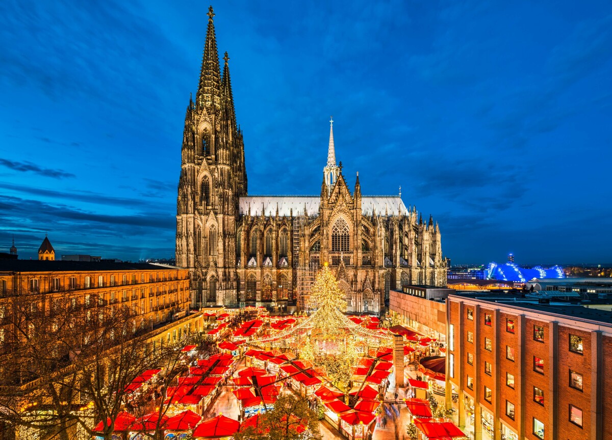 Cologne Christmas Market Germany AdobeStock 167593659 resized