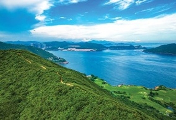 Dragons Back viewing point