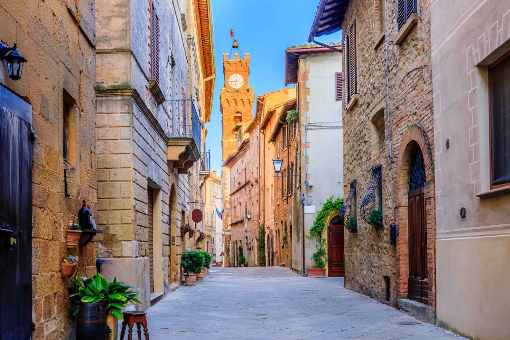 Getty 2156604427 Tuscany laneway resized