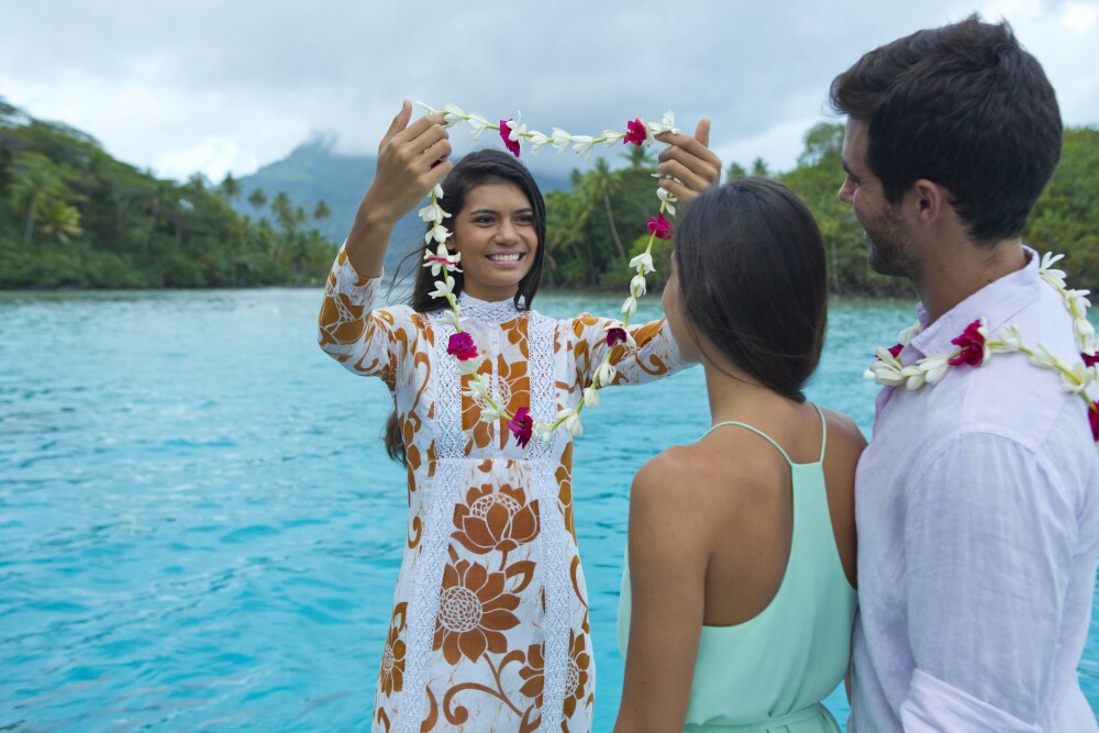 P2 07 BORA BORA CV9 A2538 resized