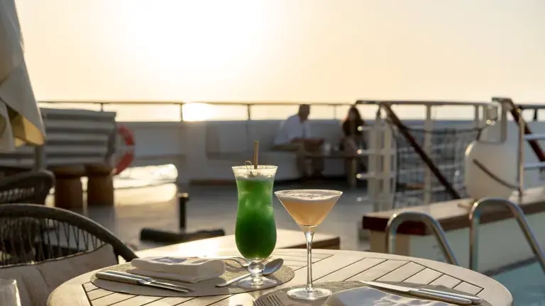 Ponant   Cocktails