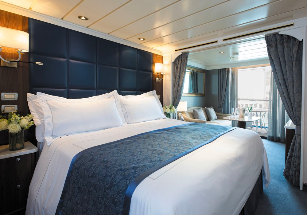 RSSC Deluxe Veranda Suite