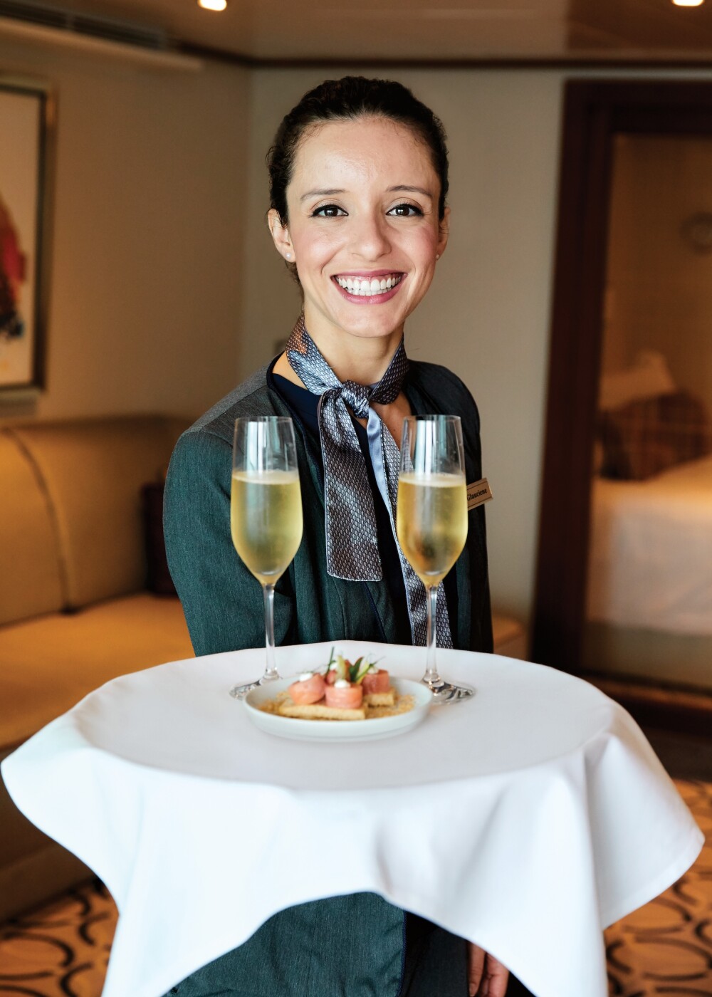 SEA ENC StaffServingChampagne MA19 2383 A v2