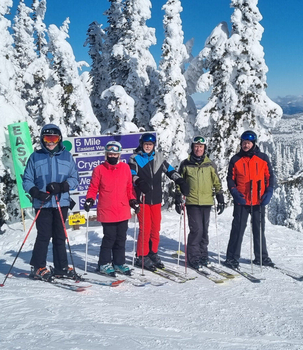 Ski Group Tour Canada 2025