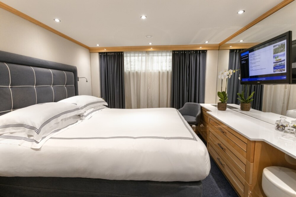 Uniworld Classic Moselle Deck stateroom