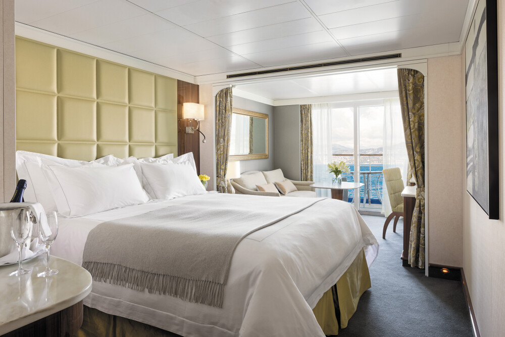 VOY Concierge Suite   Bedroom   439 2023 08 29 04 07 23
