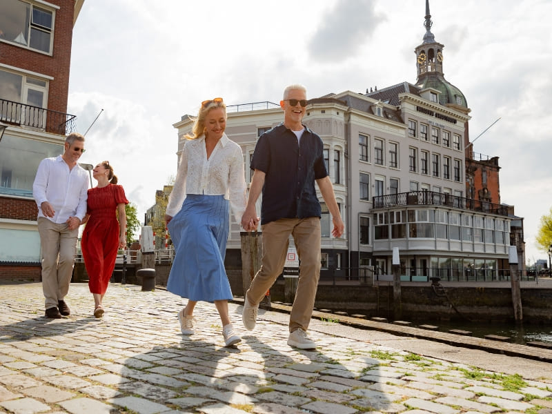 World Travellers APT Landing Page images (2)