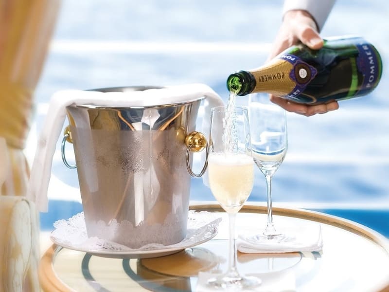 World Travellers Silversea France, Spain & Portugal Featuring the Autumn Grape Harvest Landing Page images (4)
