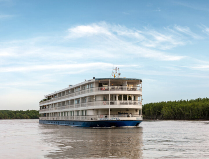 UW MJ Exterior 28