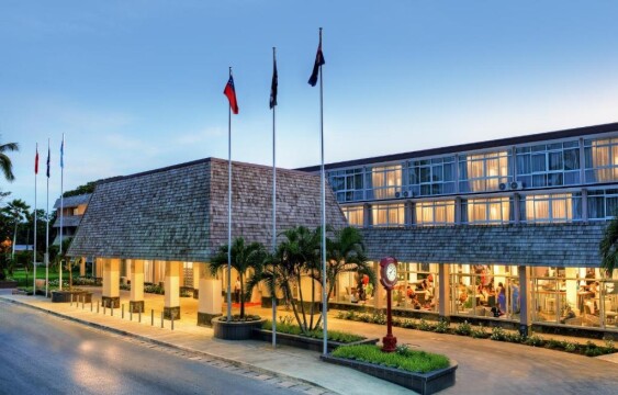 Tanoa International Dateline Hotel