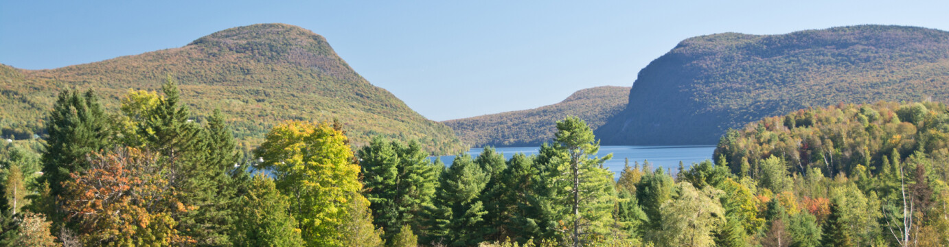 Hiking the Best of Vermont		