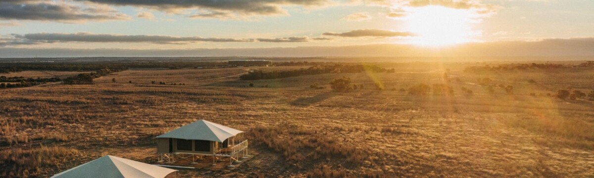Legendary Ghan with Luxury Monarto Lodge Stay