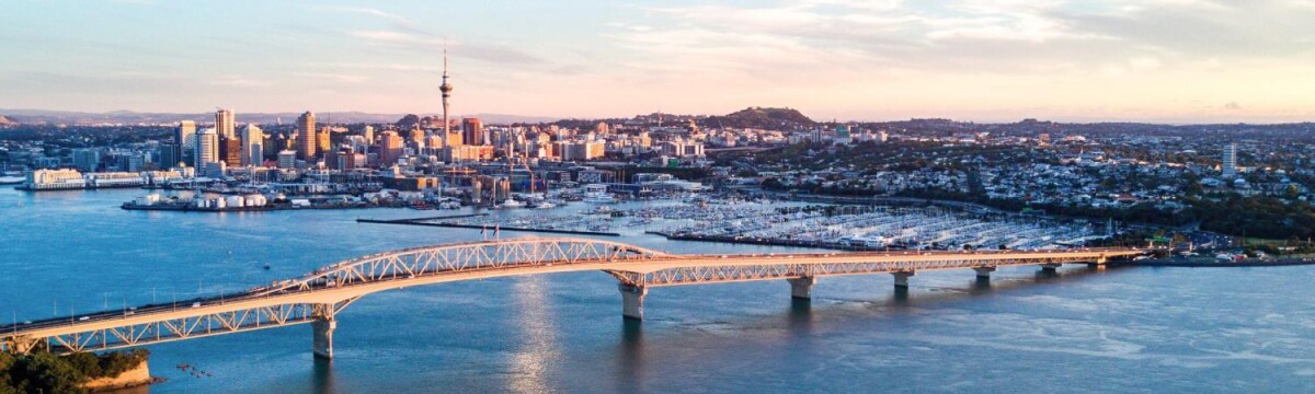 Experience Auckland in Luxury