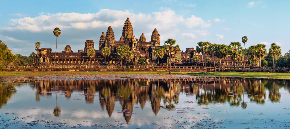 Angkor Wat LR
