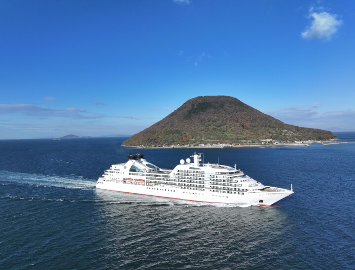 Mitsui Ocean Fuji at Sea