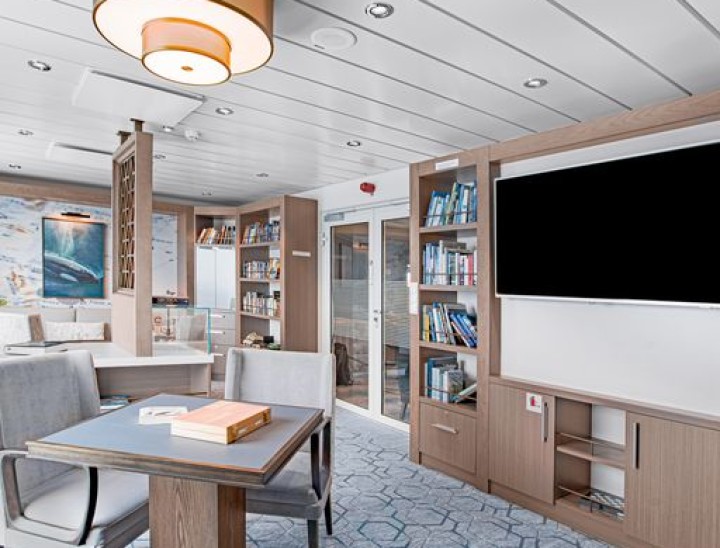 Viva Ocean Albatross Library