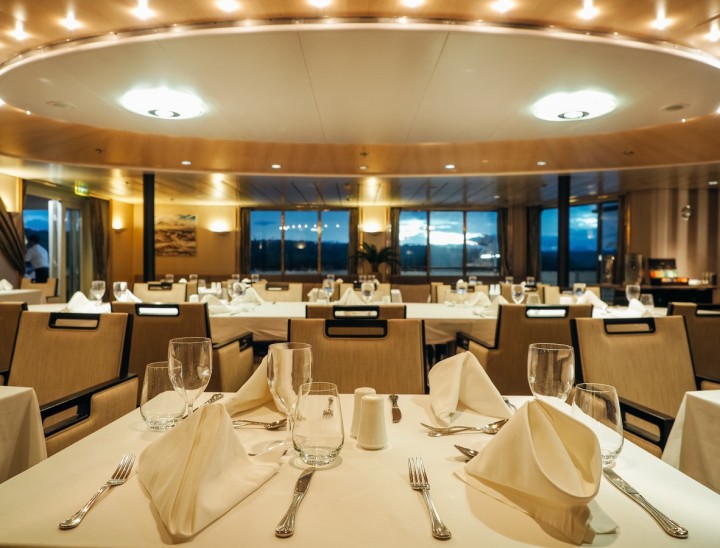 ha bistro d.brown